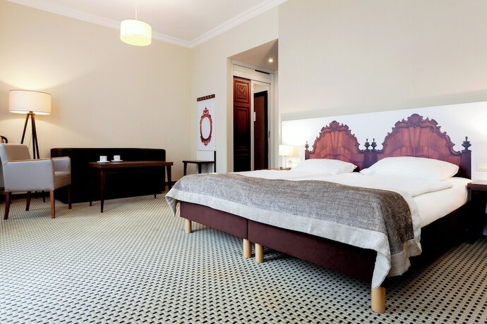 Imagen de la habitación del Hotel Jantar and Spa. Foto 23