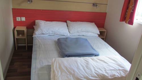 Imagen de la habitación del Hotel Jantom Holidays. Foto 4