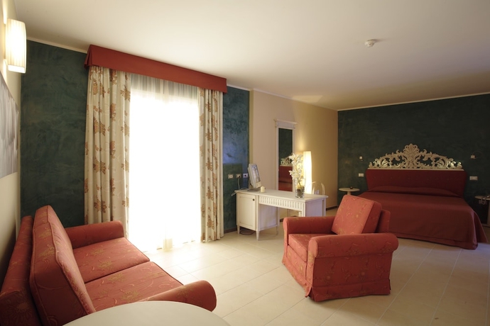 Imagen de la habitación del Hotel Janus. Foto 2