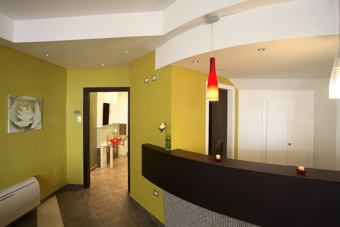 Imagen de los interiores del Hotel Janus. Foto 15