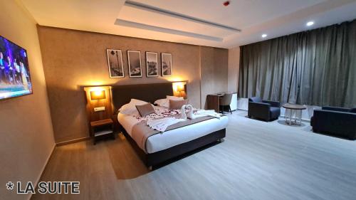 Imagen de la habitación del Hotel Jaouharat Ismaili. Foto 18