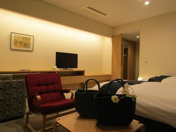 Imagen general del Hotel Japanese Style Isomura. Foto 10