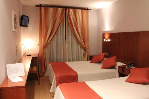 Imagen de la habitación del Hotel Jaqués. Foto 6