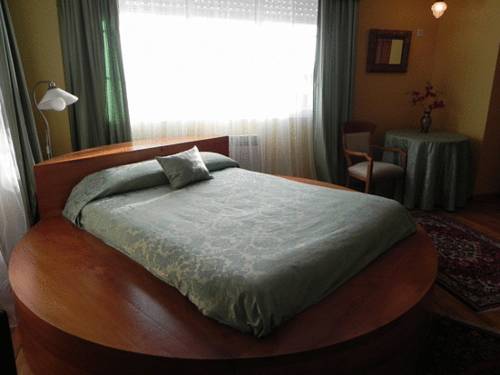 Imagen de la habitación del Hotel Jaramiel. Foto 15