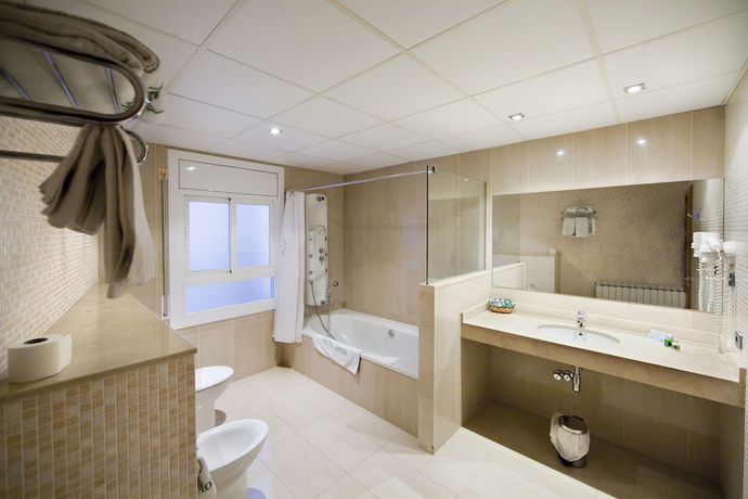 Imagen de la habitación del Hotel Jardi Apartments. Foto 5