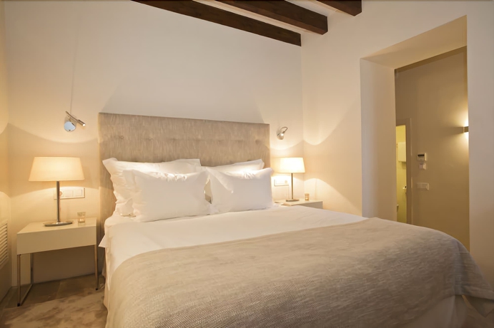 Imagen de la habitación del Hotel Jard&iacute; D'art&agrave; Boutique-hotel. Foto 17