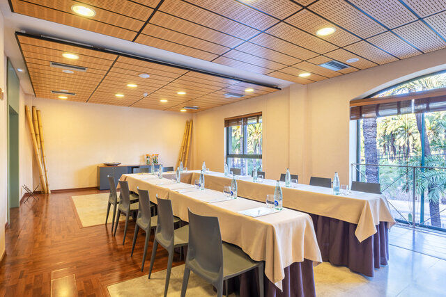 Imagen de los interiores del Hotel Jardín Milenio. Foto 8