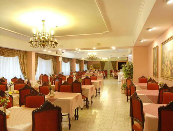 Imagen del bar/restaurante del Hotel Jardim, Aveiro. Foto 2