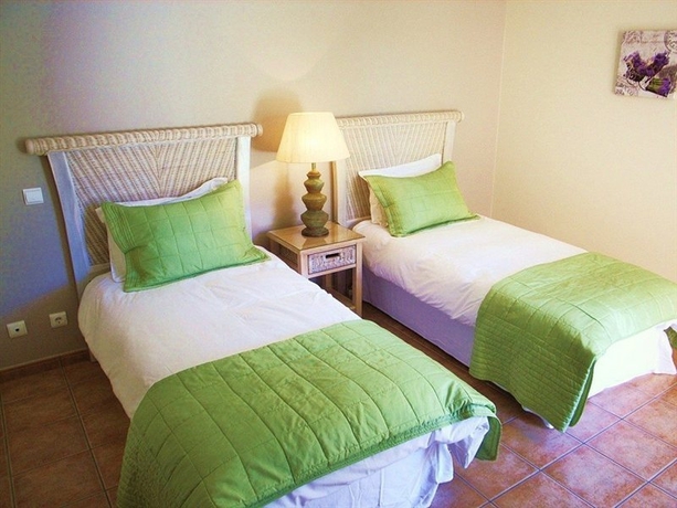 Imagen general del Hotel Jardim Da Meia Praia. Foto 9