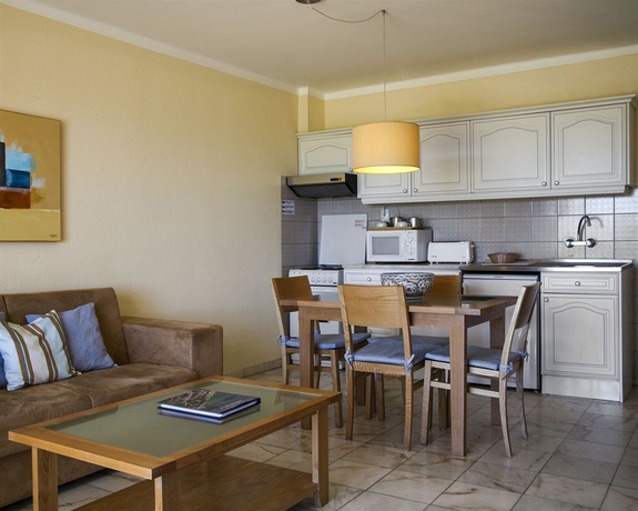 Imagen de la habitación del Hotel Jardim Do Vau. Foto 2