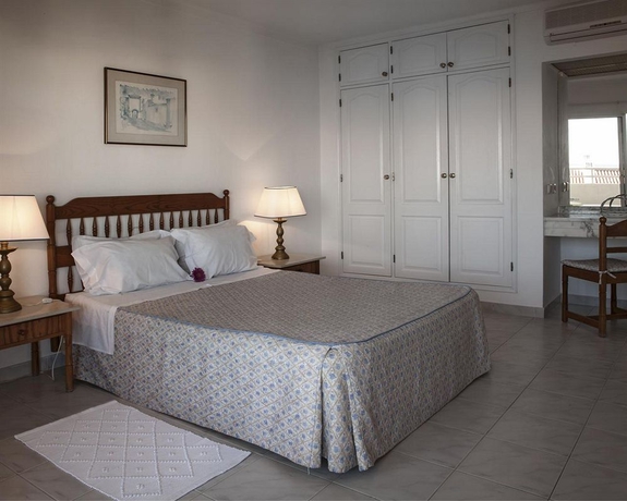 Imagen de la habitación del Hotel Jardim Do Vau. Foto 4