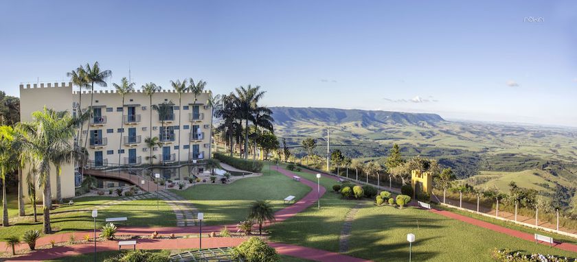 Imagen general del Hotel Jardim da Serra. Foto 1