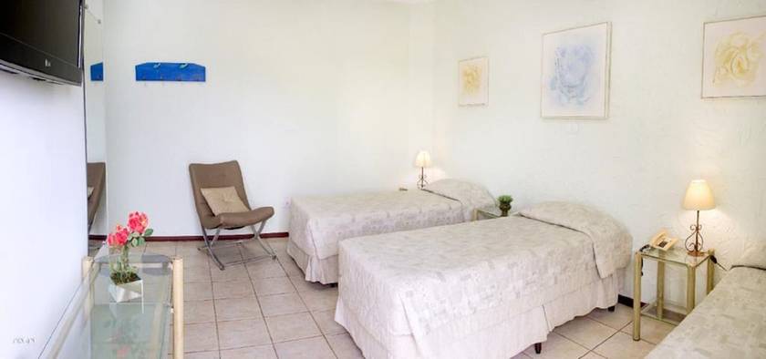 Imagen de la habitación del Hotel Jardim da Serra. Foto 6