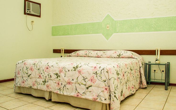 Imagen de la habitación del Hotel Jardim da Serra. Foto 11