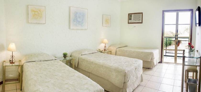 Imagen de la habitación del Hotel Jardim da Serra. Foto 12