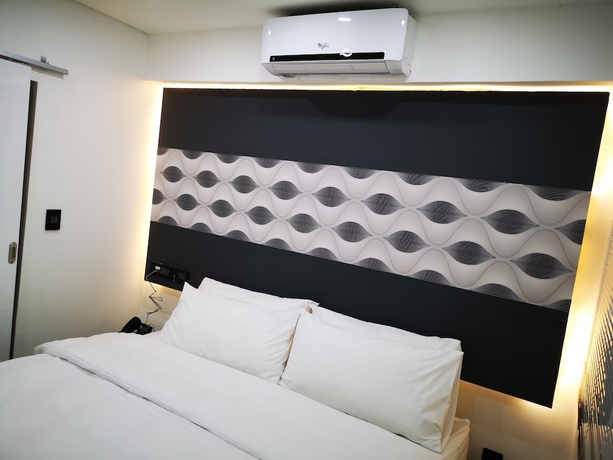 Imagen de la habitación del Hotel Jardim das Ac&aacute;cias. Foto 2