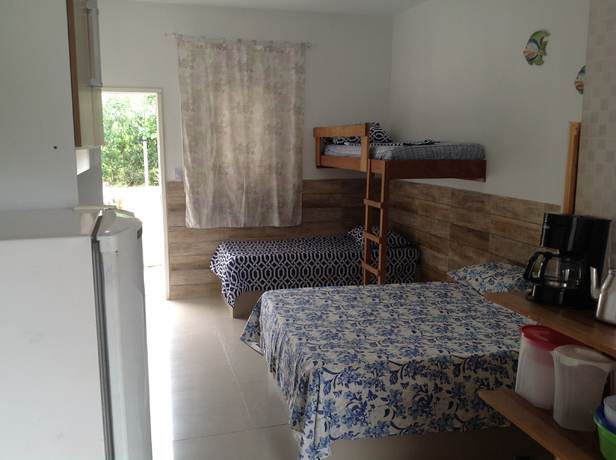 Imagen de la habitación del Hotel Jardim do Mar Chal&eacute;s. Foto 7