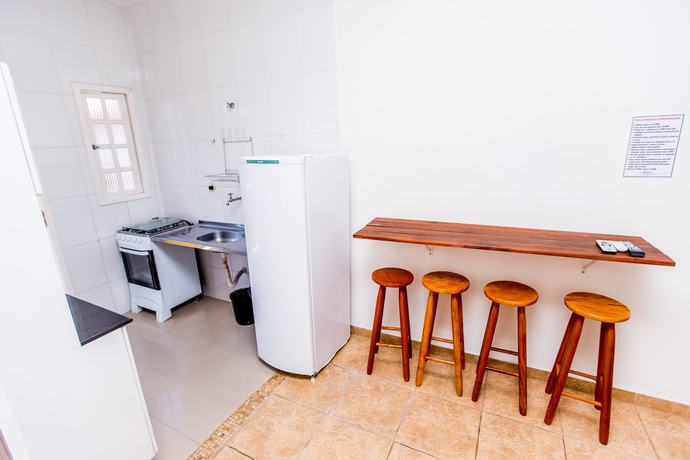 Imagen de la habitación del Hotel Jardim do Mar Chal&eacute;s. Foto 16