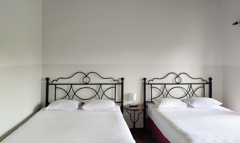 Imagen de la habitación del Hotel Jardin De Granada. Foto 4