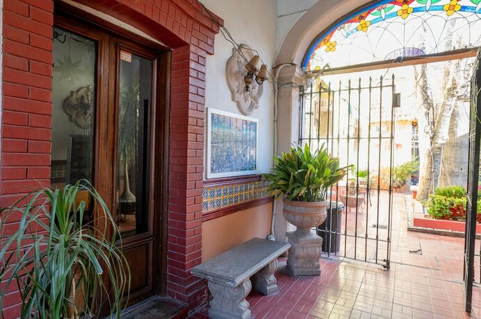 Imagen general del Hotel Jardin Del Centro. Foto 11