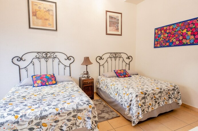 Imagen de la habitación del Hotel Jardin Del Centro. Foto 17