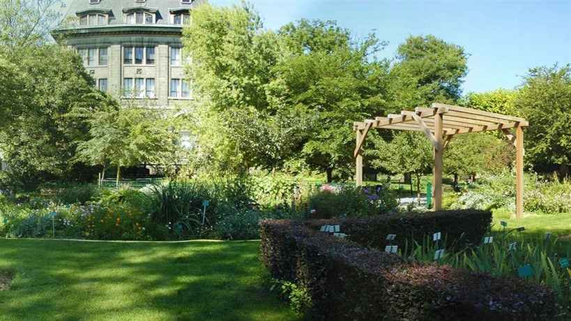 Imagen de los exteriores del Hotel Jardin Des Plantes. Foto 5