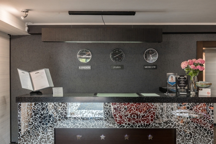 Imagen de los interiores del Hotel Jardin Park. Foto 19