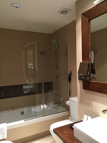 Imagen de la habitación del Hotel Jardin Real de Mirasierra. Foto 3