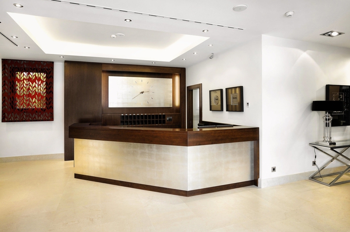 Imagen de los interiores del Hotel Jardin Real de Mirasierra. Foto 12