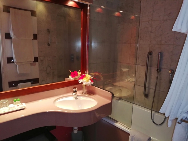 Imagen de la habitación del Hotel Jardin Savana Dakar. Foto 8