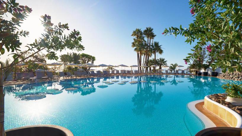 Imagen de la piscina del Hotel Jardin Tecina. Foto 23