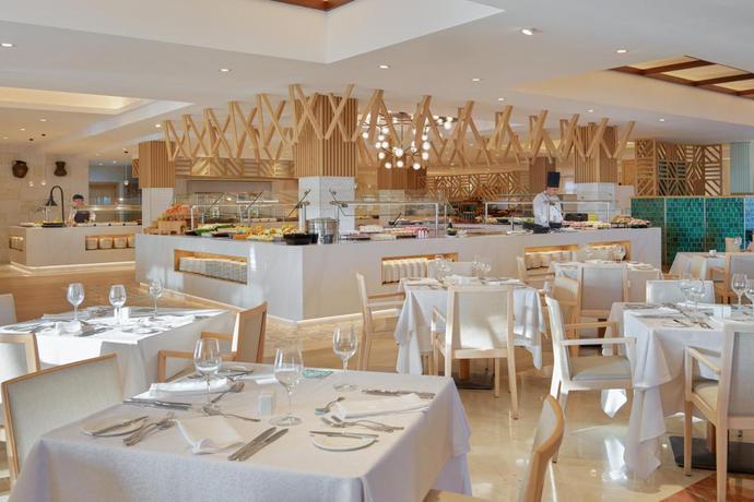 Imagen del bar/restaurante del Hotel Jardin Tecina. Foto 6