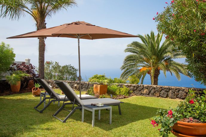 Imagen de los exteriores del Hotel Jardin de la Paz. Foto 19