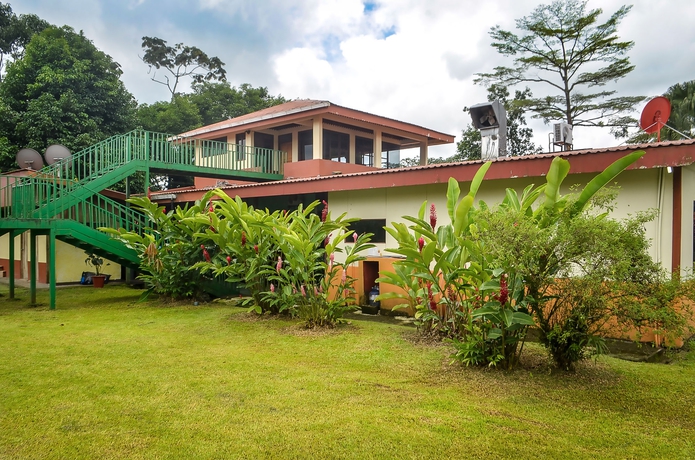 Imagen de los exteriores del Hotel Jardines Arenal. Foto 13