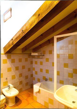 Imagen de la habitación del Hotel Jardines De La Santa. Foto 18