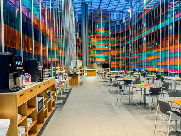 Imagen general del Hotel Jardines De Uleta Suites. Foto 9