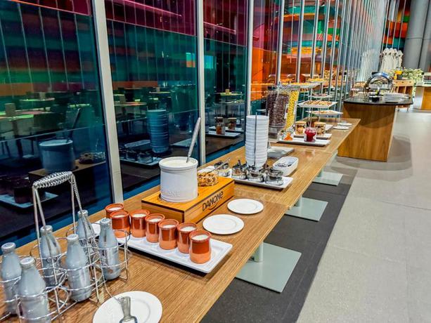 Imagen general del Hotel Jardines De Uleta Suites. Foto 11