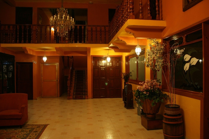 Imagen de los interiores del Hotel Jardines Del Carmen. Foto 13