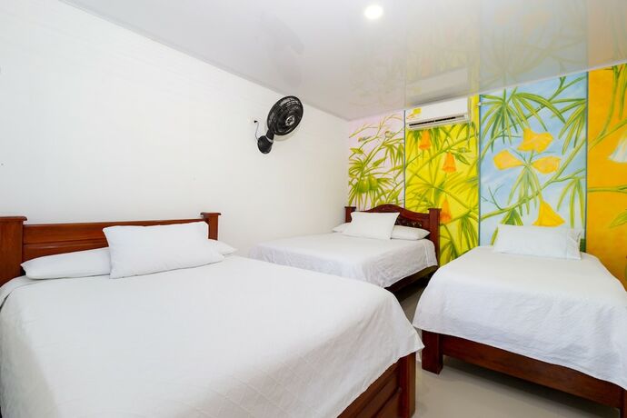 Imagen general del Hotel Jardines Evans By Geh Suites. Foto 7