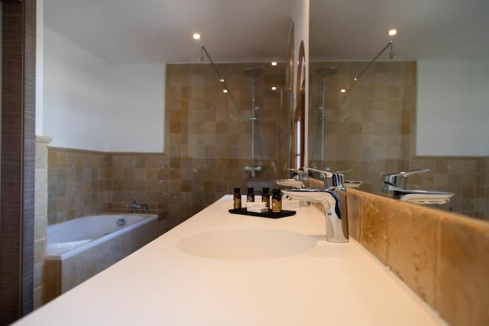 Imagen de la habitación del Hotel Jardines de la Mata. Foto 10