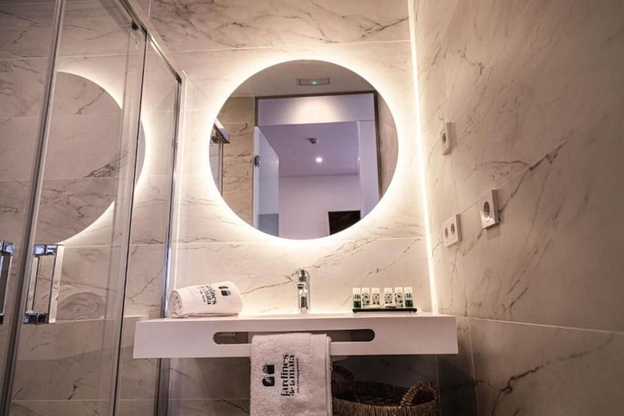 Imagen de la habitación del Hotel Jardines de la Mata. Foto 12