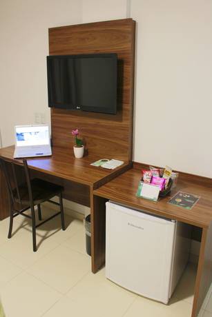 Imagen de la habitación del Hotel Jardins. Foto 4