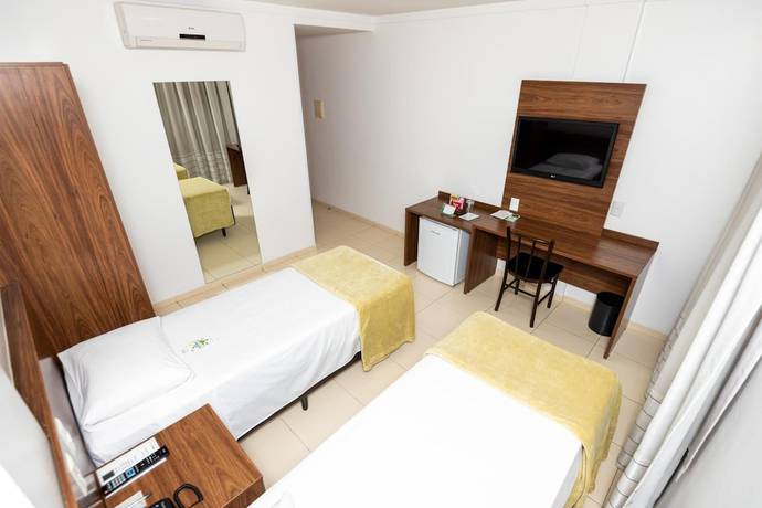 Imagen de la habitación del Hotel Jardins. Foto 6