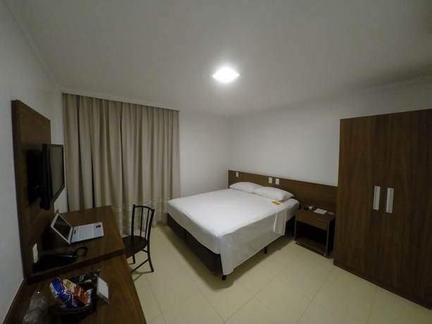 Imagen de la habitación del Hotel Jardins. Foto 10