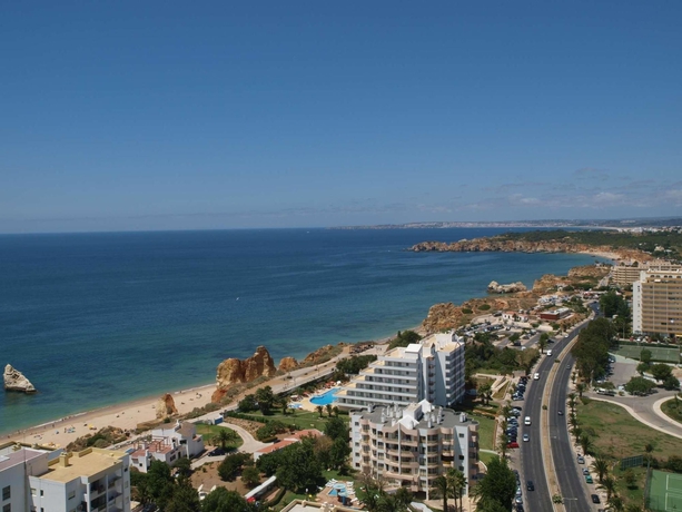 Imagen de los exteriores del Hotel Jardins da Rocha. Foto 8