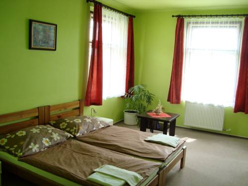Imagen de la habitación del Hotel Jaro. Foto 16