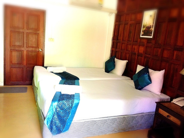 Imagen de la habitación del Hotel Jaroenrat Resort. Foto 14