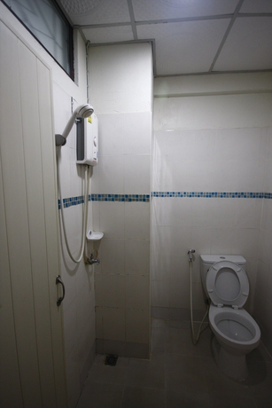 Imagen de la habitación del Hotel Jaroensin Place. Foto 3