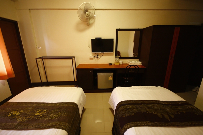 Imagen de la habitación del Hotel Jaroensin Place. Foto 7