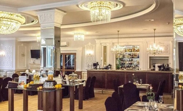 Imagen del bar/restaurante del Hotel Jasek Premium Wrocław. Foto 8